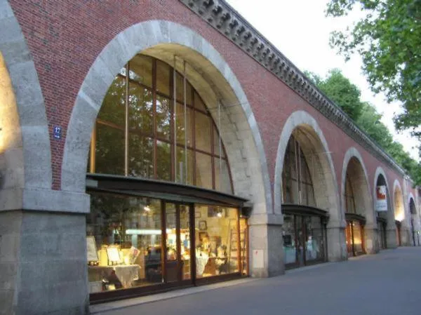 Quiet And Comfortable In Apartman *