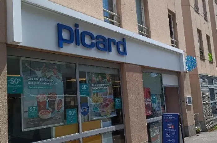 Quiet And Comfortable In アパート *